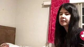 Alexandria Wu, Sexy Female Asian Doctor ER Call filminde başrol oynuyor.